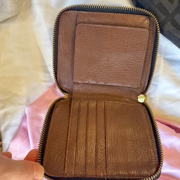 Edgy Biker Chic Handbag Bundle | 4-Piece Harley-Davidson Leopard Studded Lot - Picture 5 of 11